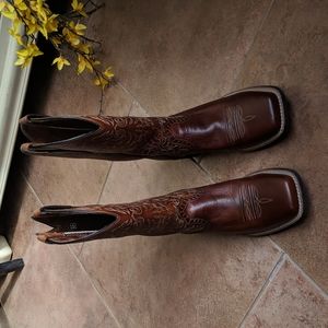 Ariat Women's Western Boots size 8